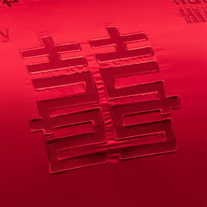 91家纺网 家纺一手货源 找家纺 博之洋婚庆 2026新款新中式亲肤棉婚庆大红刺绣系列四件套 喜运绵绵-红