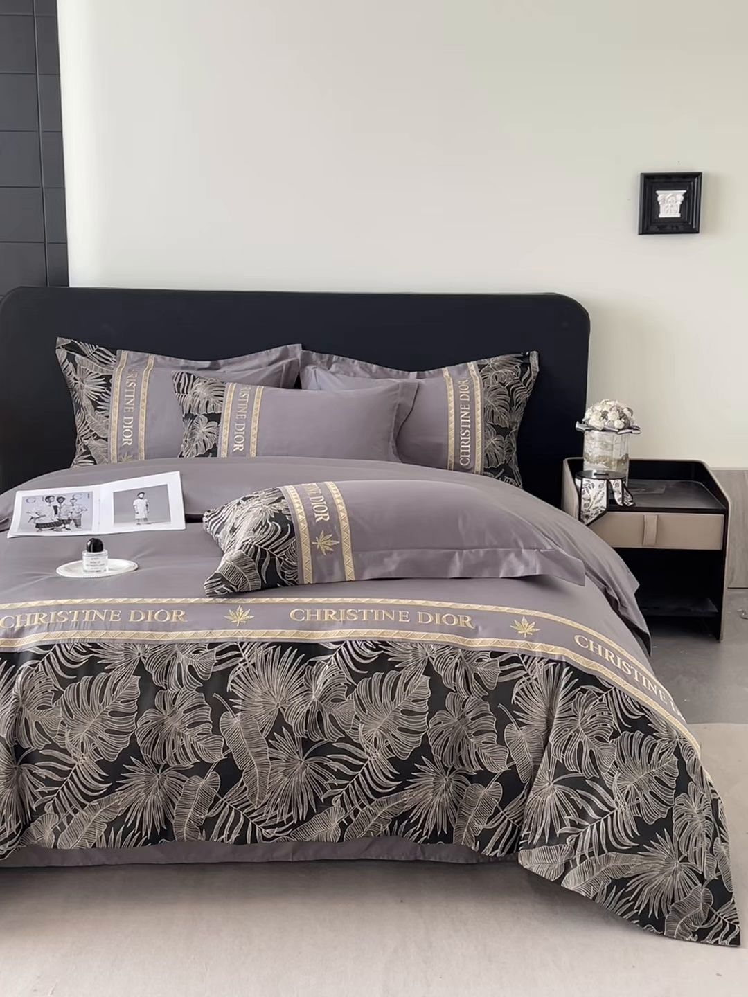 91家纺网 家纺一手货源 找家纺 置顶家纺 2026新款羽枫亲肤提花刺绣四件套 羽枫-高级灰