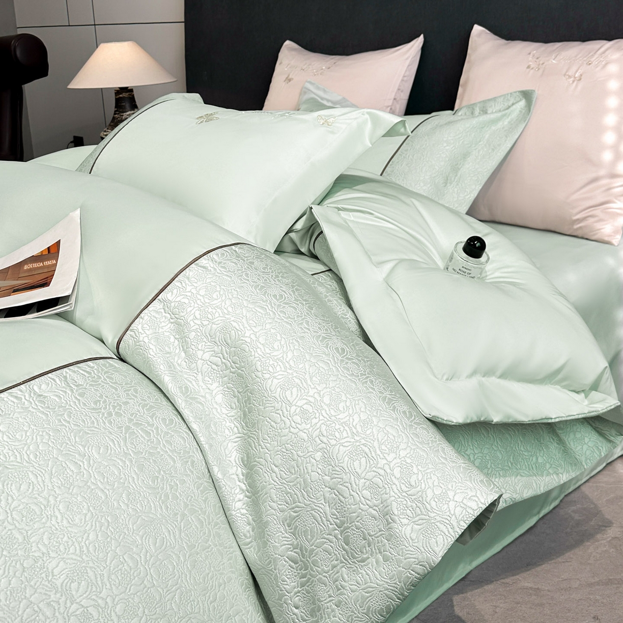 91家纺网 家纺一手货源 找家纺 七七家纺 2026新款浮雕亲肤棉刺绣四件套-迪拉系列 迪拉-嫩绿