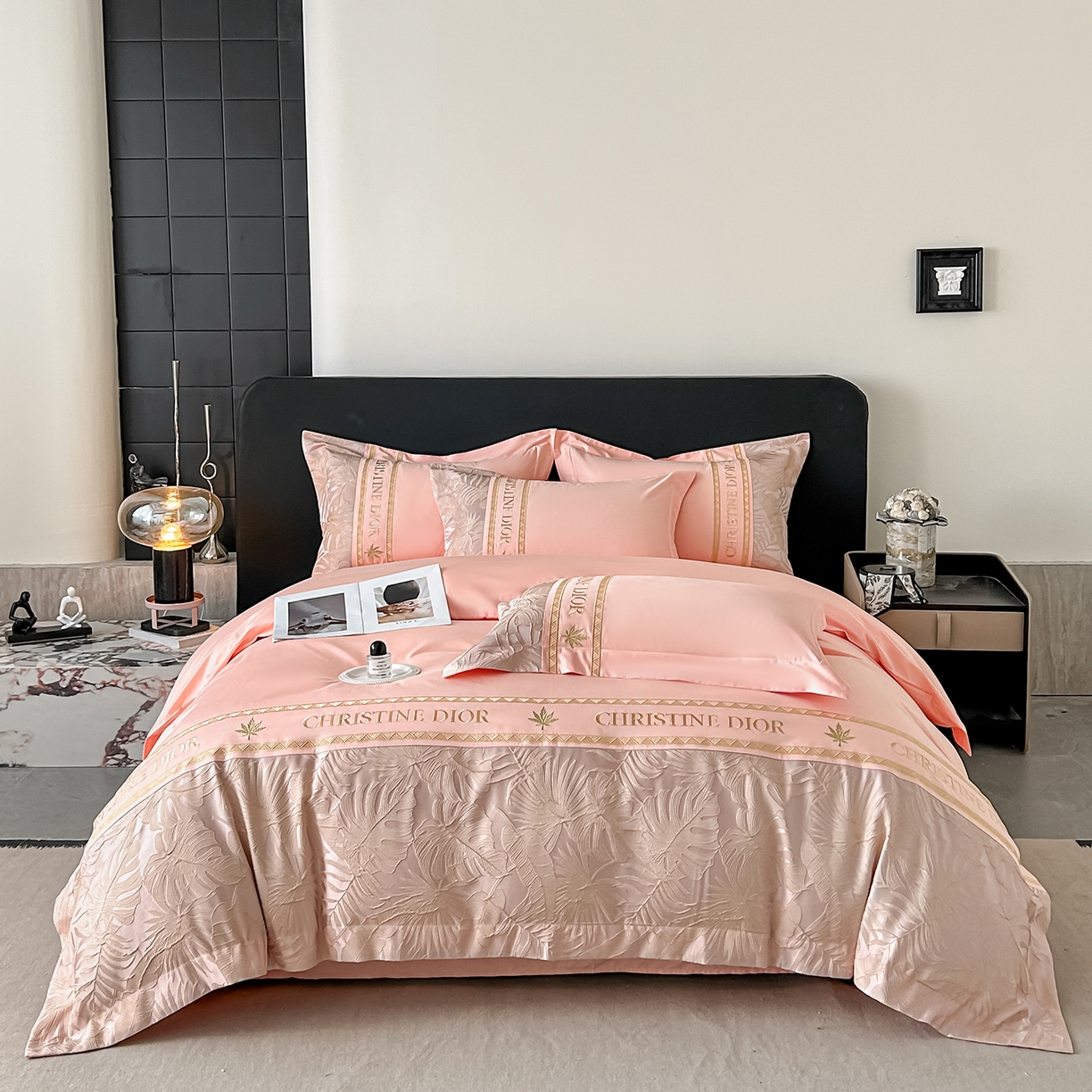 91家纺网 家纺一手货源 找家纺 置顶家纺 2026新款羽枫亲肤提花刺绣四件套 羽枫-玉粉