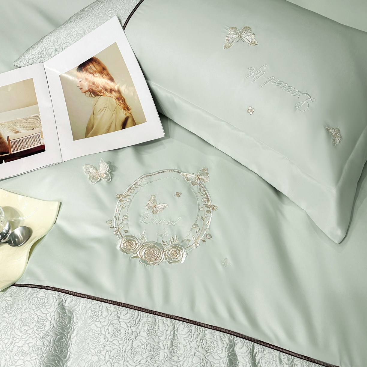 91家纺网 家纺一手货源 找家纺 七七家纺 2026新款浮雕亲肤棉刺绣四件套-迪拉系列 迪拉-嫩绿