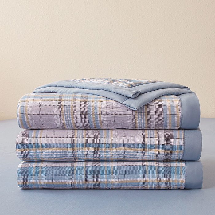 91家纺网 家纺一手货源 找家纺 西域种棉人 2026新款A类新疆棉花夏凉被加宽包边水洗棉无印格子印花吸湿透气棉花夏被空调被 格子蓝