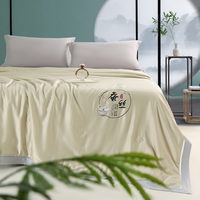 91家纺网 家纺一手货源 找家纺 薇玛仕 2026春夏新款镂空款60天丝莱赛尔蚕丝纯色夏凉被空调被 米绿