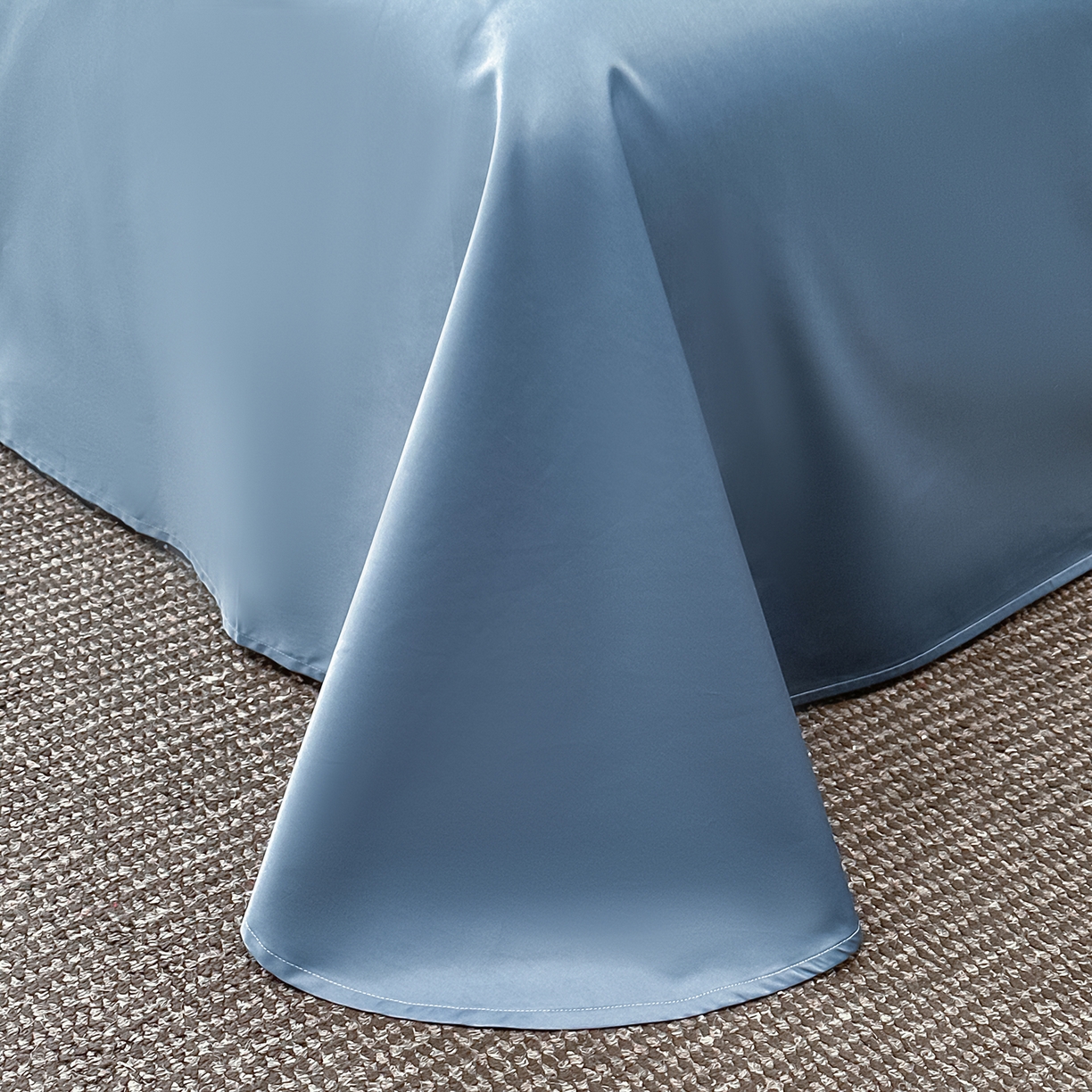 91家纺网 家纺一手货源 找家纺 置顶家纺 2026新款香芙亲肤提花刺绣四件套 香芙-宾利蓝