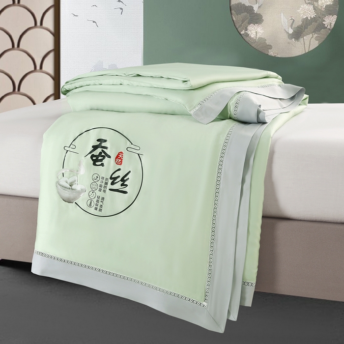 91家纺网 家纺一手货源 找家纺 薇玛仕 2026春夏新款镂空款60天丝莱赛尔蚕丝纯色夏凉被空调被 嫩绿