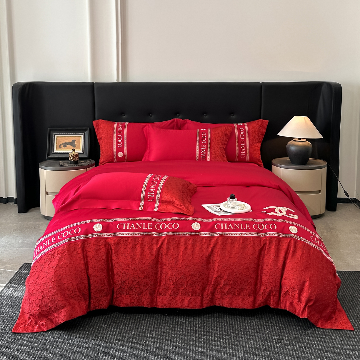 91家纺网 家纺一手货源 找家纺 置顶家纺 2026新款香芙亲肤提花刺绣四件套 香芙-大红