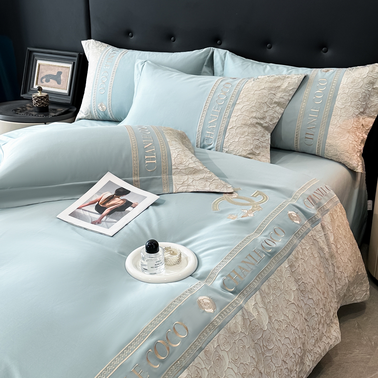 91家纺网 家纺一手货源 找家纺 置顶家纺 2026新款香芙亲肤提花刺绣四件套 香芙-繁星蓝