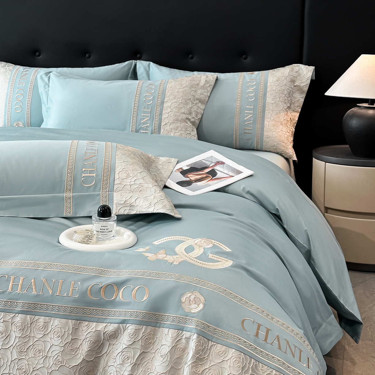 91家纺网 家纺一手货源 找家纺 置顶家纺 2026新款香芙亲肤提花刺绣四件套 香芙-繁星蓝