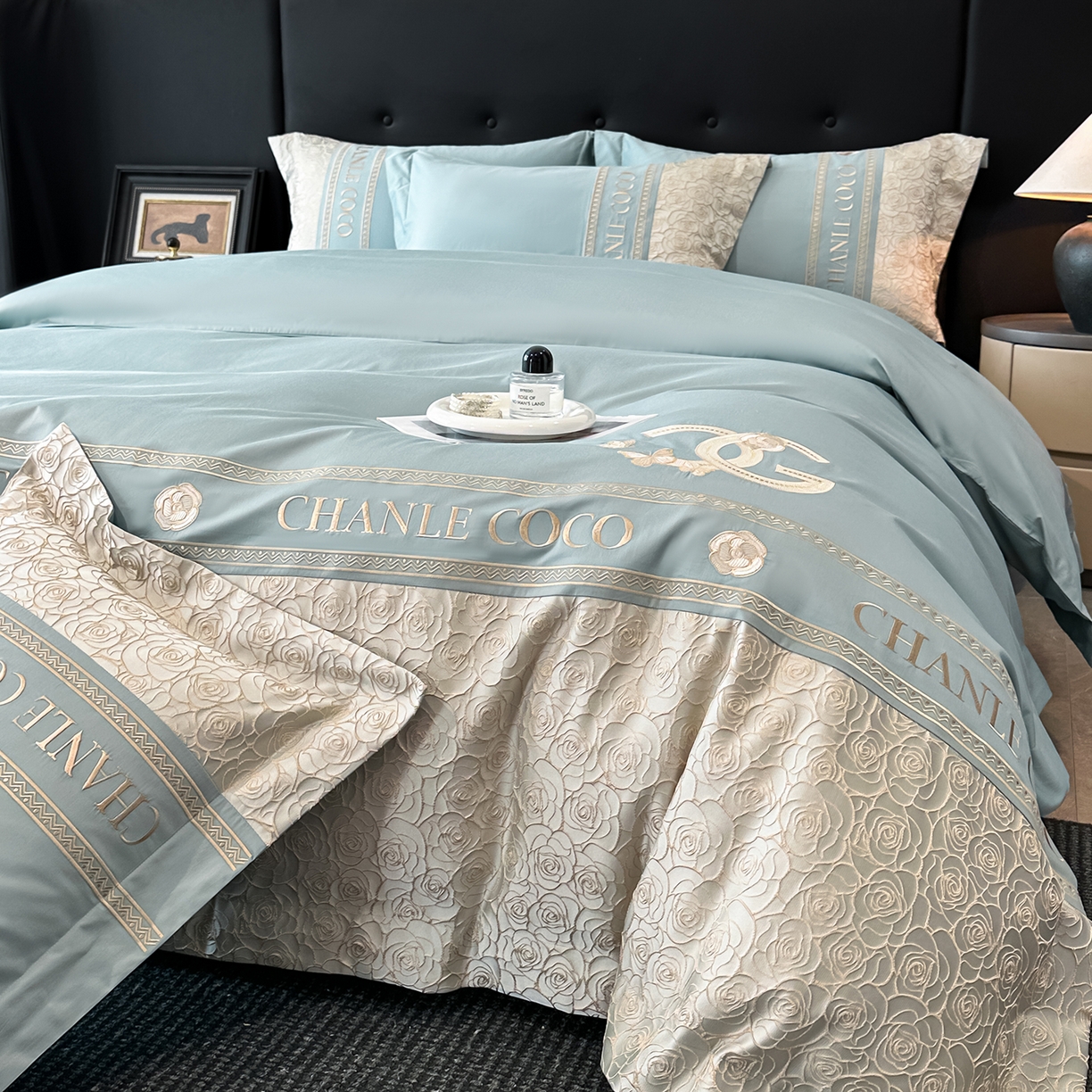 91家纺网 家纺一手货源 找家纺 置顶家纺 2026新款香芙亲肤提花刺绣四件套 香芙-繁星蓝