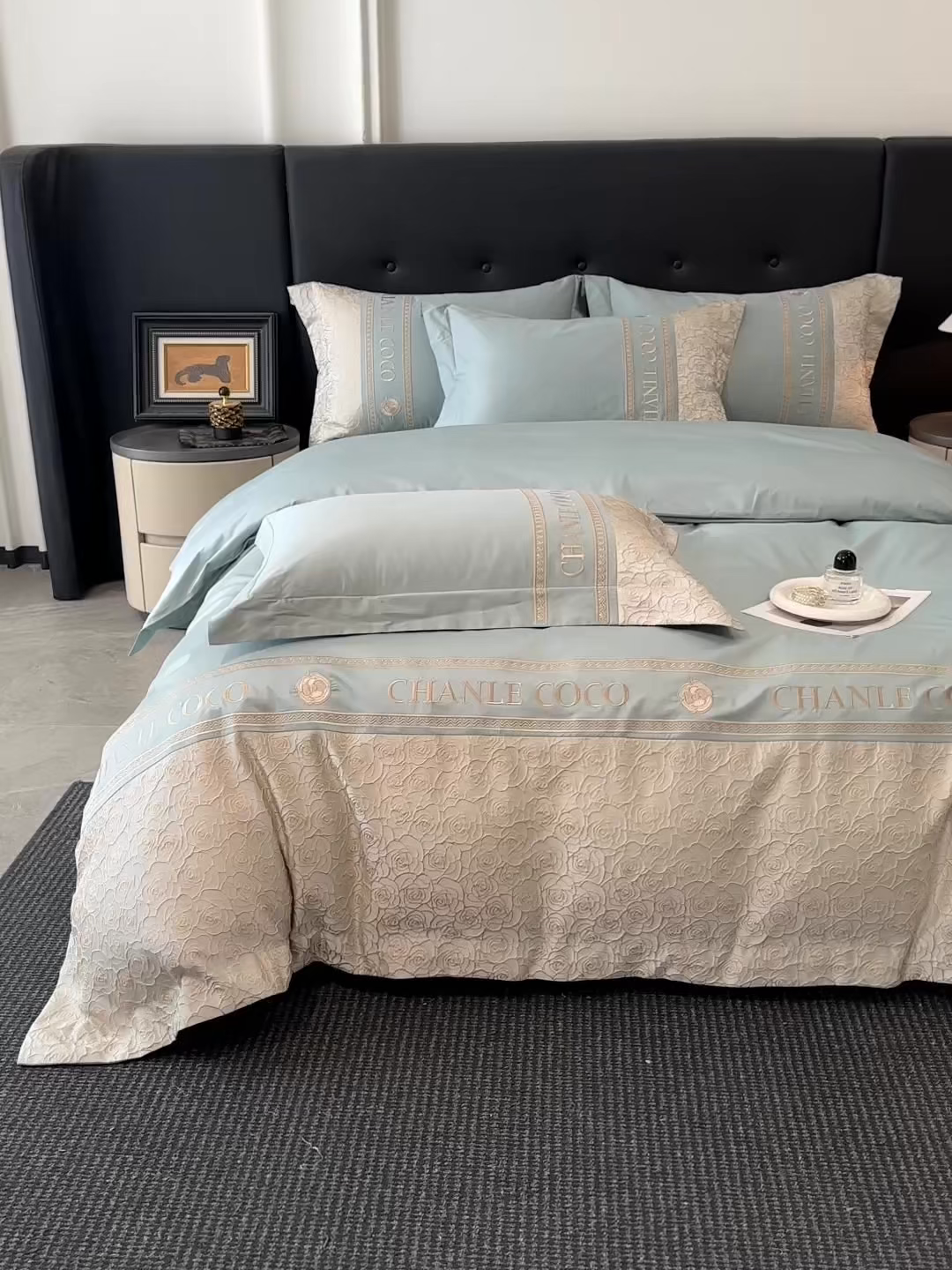 91家纺网 家纺一手货源 找家纺 置顶家纺 2026新款香芙亲肤提花刺绣四件套 香芙-繁星蓝