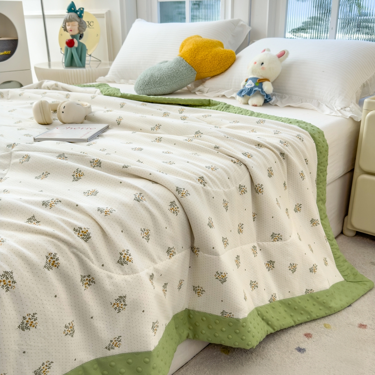 91家纺网 家纺一手货源 找家纺 斯尔顿 2026新款印花夏凉豆豆夏被手工包边被子被芯儿童 幸会