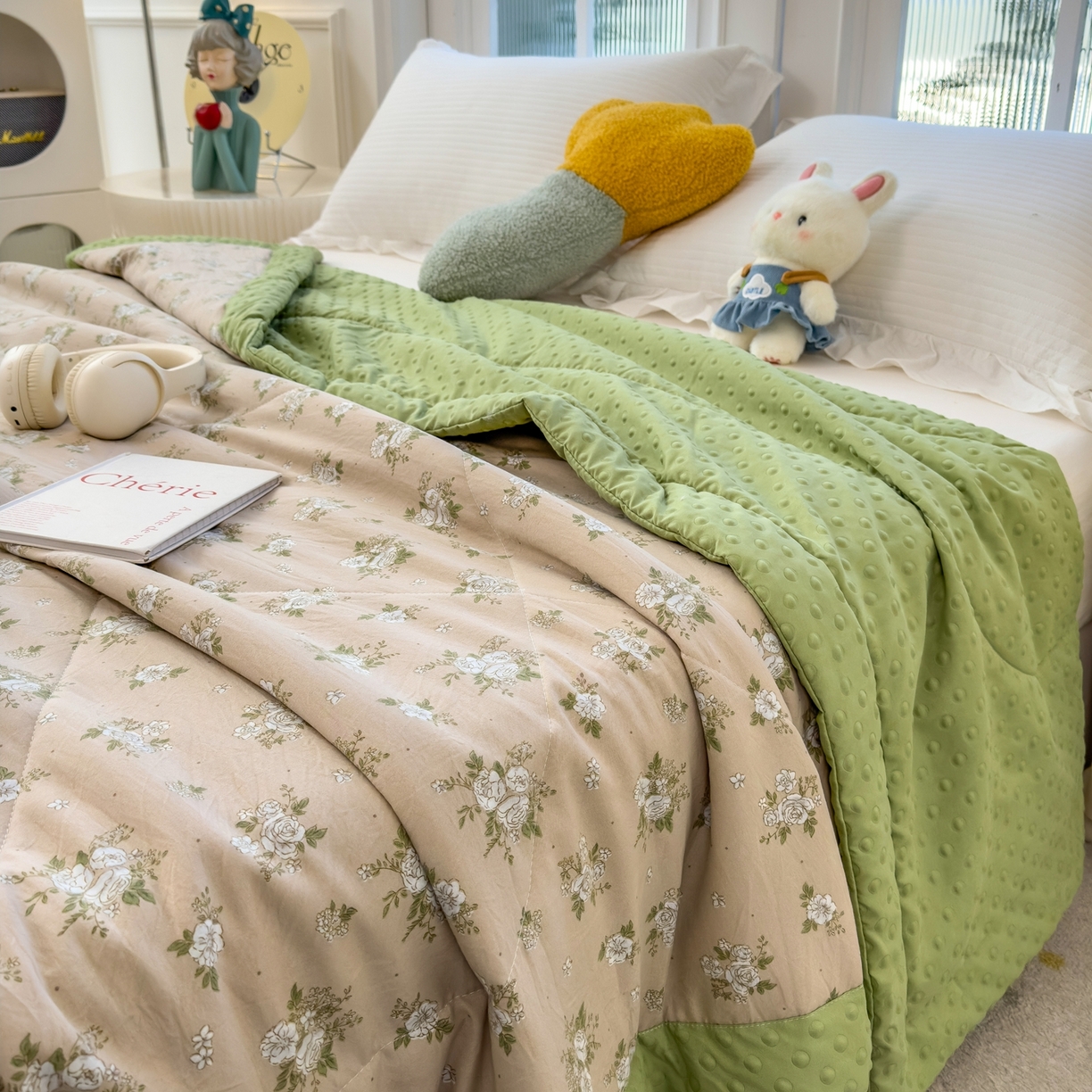 91家纺网 家纺一手货源 找家纺 斯尔顿 2026新款印花夏凉豆豆夏被手工包边被子被芯儿童 幽兰拿铁