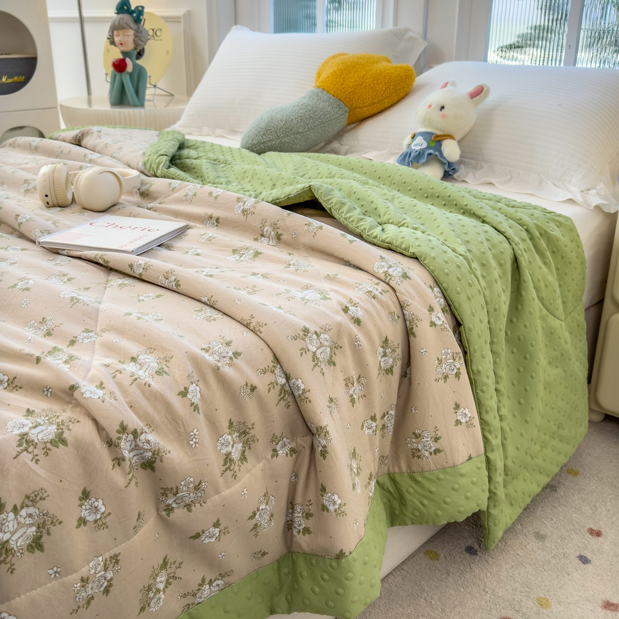 91家纺网 家纺一手货源 找家纺 斯尔顿 2026新款印花夏凉豆豆夏被手工包边被子被芯儿童 幽兰拿铁