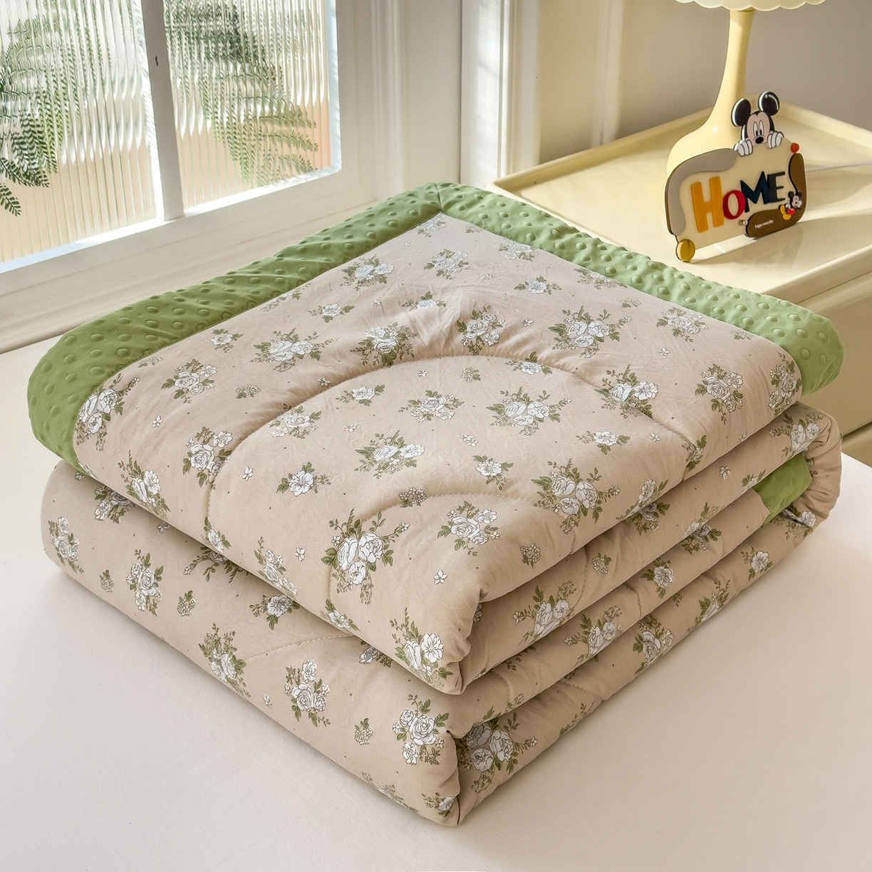 91家纺网 家纺一手货源 找家纺 斯尔顿 2026新款印花夏凉豆豆夏被手工包边被子被芯儿童 幽兰拿铁