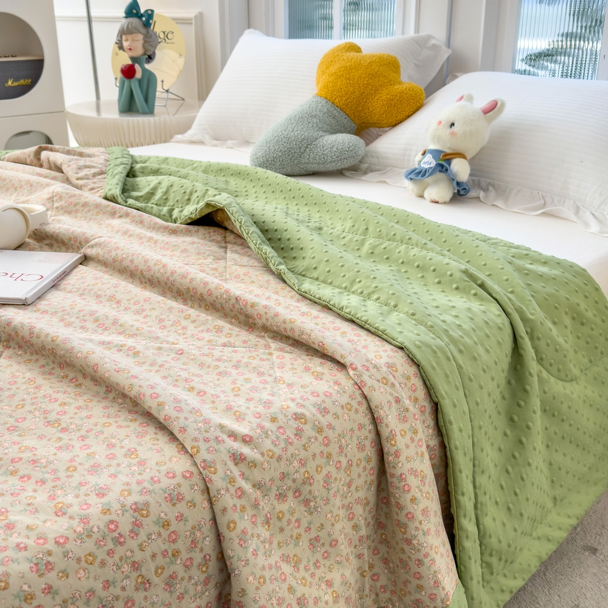91家纺网 家纺一手货源 找家纺 斯尔顿 2026新款印花夏凉豆豆夏被手工包边被子被芯儿童 半糖主义-绿