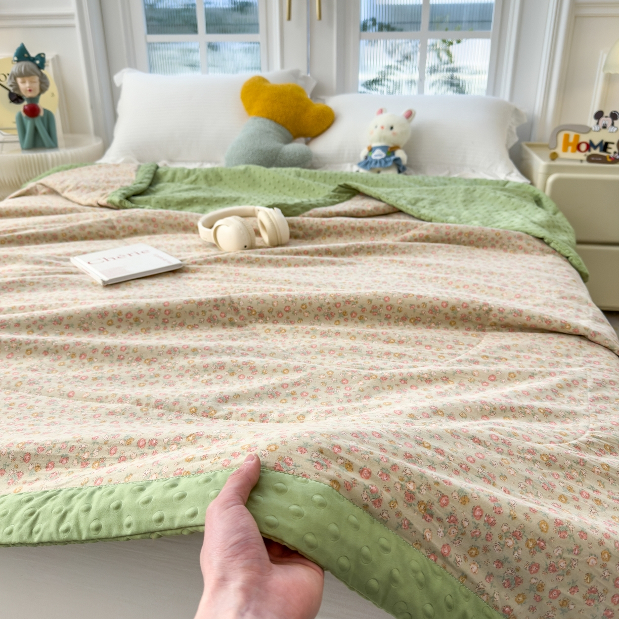 91家纺网 家纺一手货源 找家纺 斯尔顿 2026新款印花夏凉豆豆夏被手工包边被子被芯儿童 半糖主义-绿