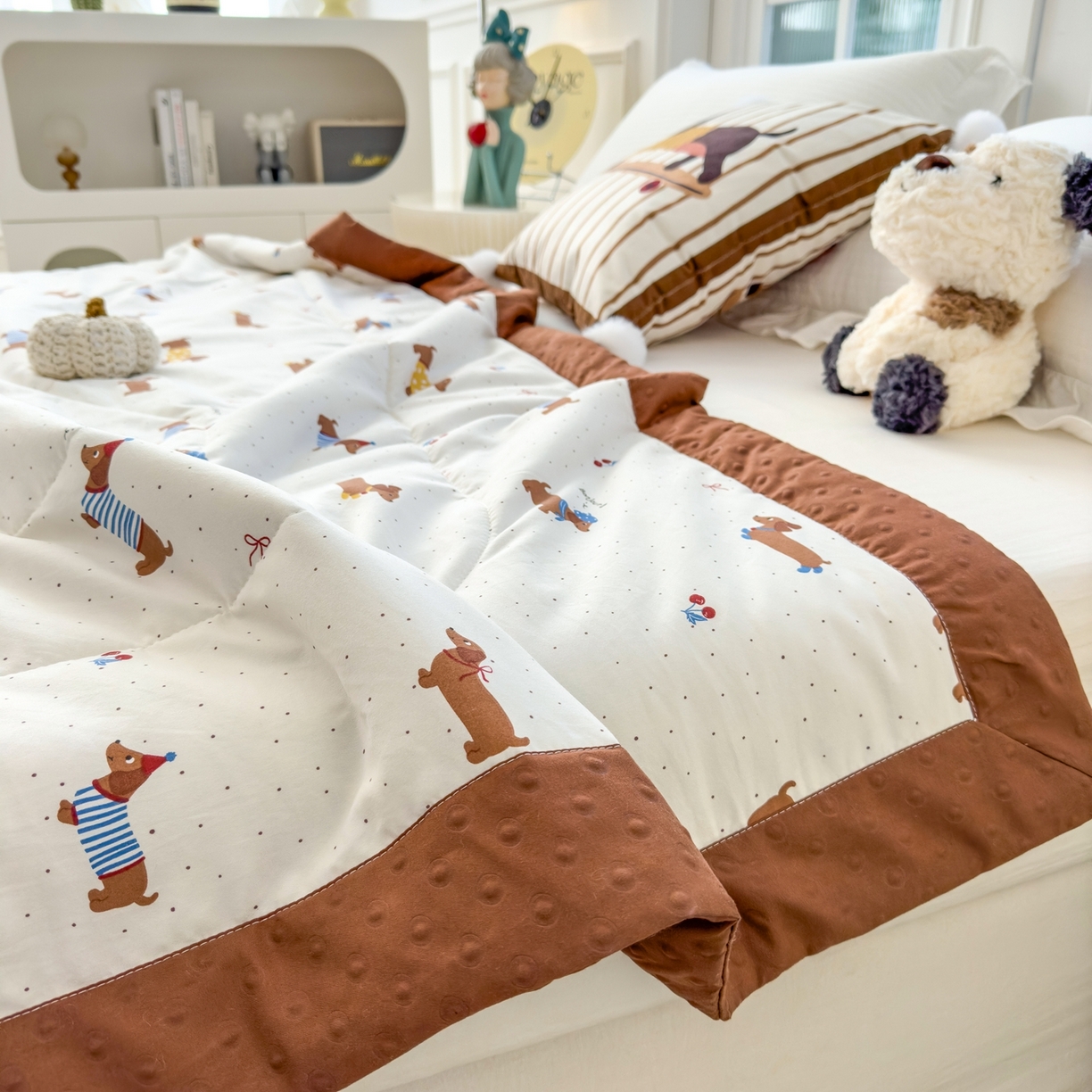 91家纺网 家纺一手货源 找家纺 斯尔顿 2026新款印花夏凉豆豆夏被手工包边被子被芯儿童 波点腊肠