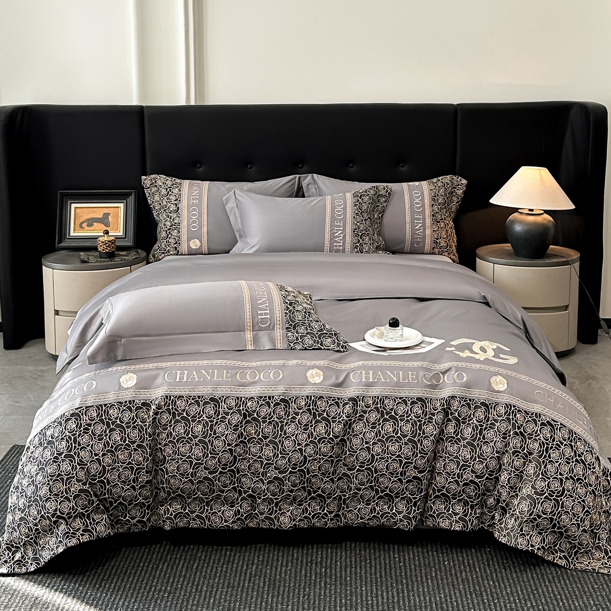 91家纺网 家纺一手货源 找家纺 置顶家纺 2026新款香芙亲肤提花刺绣四件套 香芙-高级灰