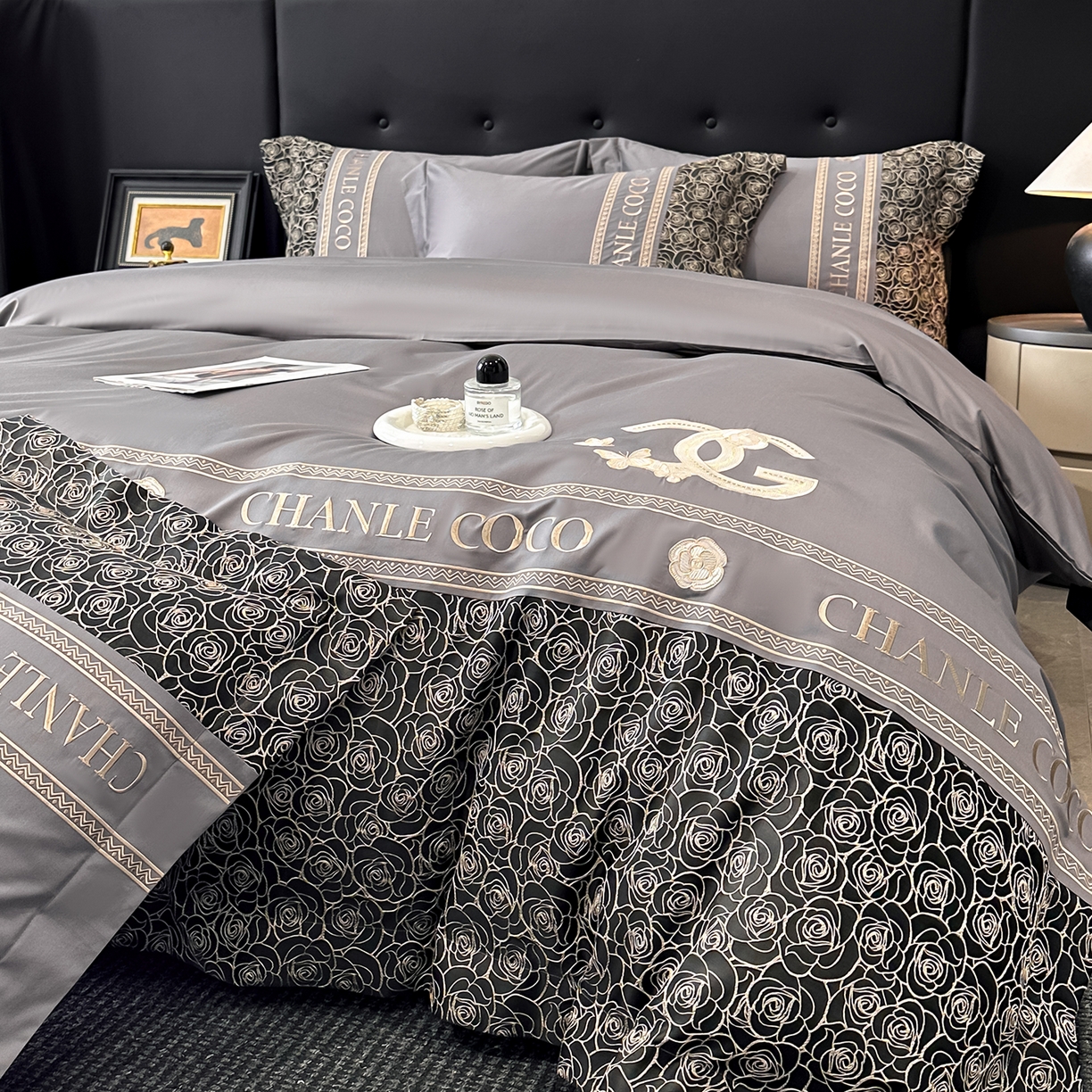 91家纺网 家纺一手货源 找家纺 置顶家纺 2026新款香芙亲肤提花刺绣四件套 香芙-高级灰