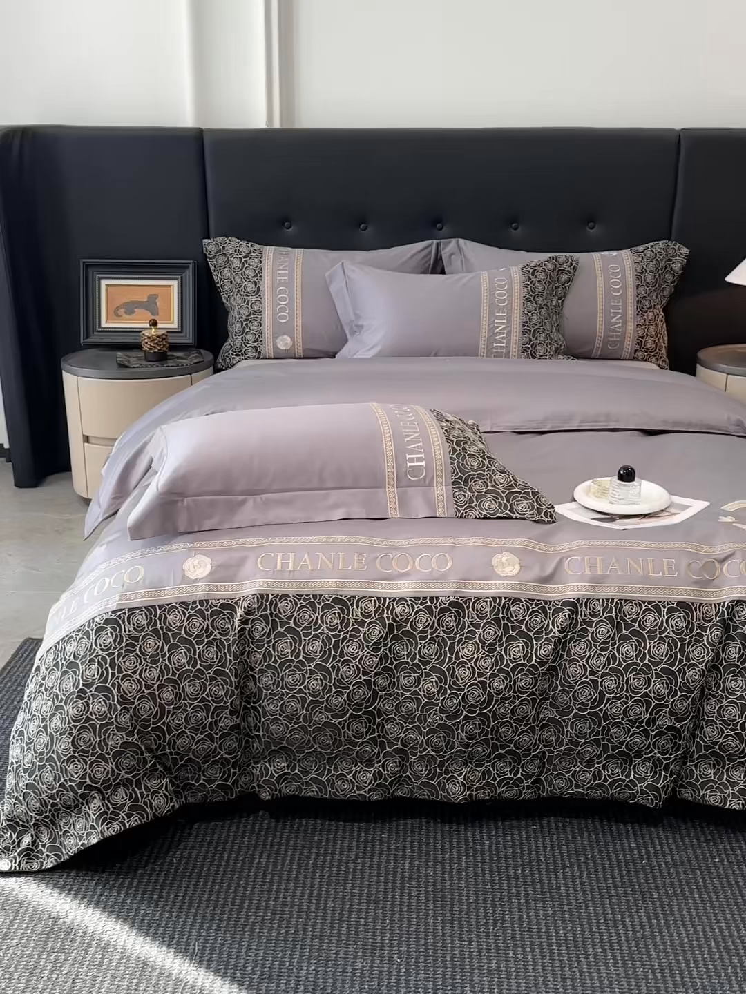 91家纺网 家纺一手货源 找家纺 置顶家纺 2026新款香芙亲肤提花刺绣四件套 香芙-高级灰