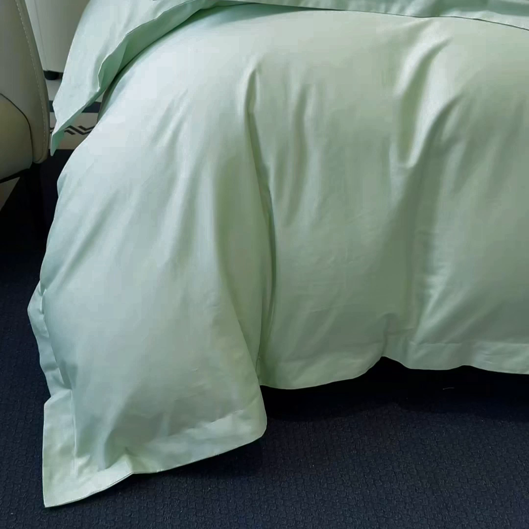 91家纺网 家纺一手货源 找家纺 女子家纺 2026新款刺绣亲肤棉轻奢四件套 花蝶 繁星蓝