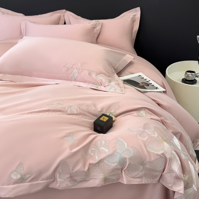 91家纺网 家纺一手货源 找家纺 女子家纺 2026新款刺绣亲肤棉轻奢四件套 花蝶 少女粉