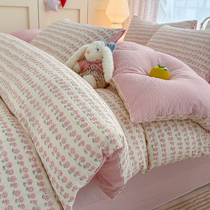 91家纺网 家纺一手货源 找家纺 竹合家纺 2026春夏新品高克重A类泡芙纱泡泡皱皱纱四件套春日小花