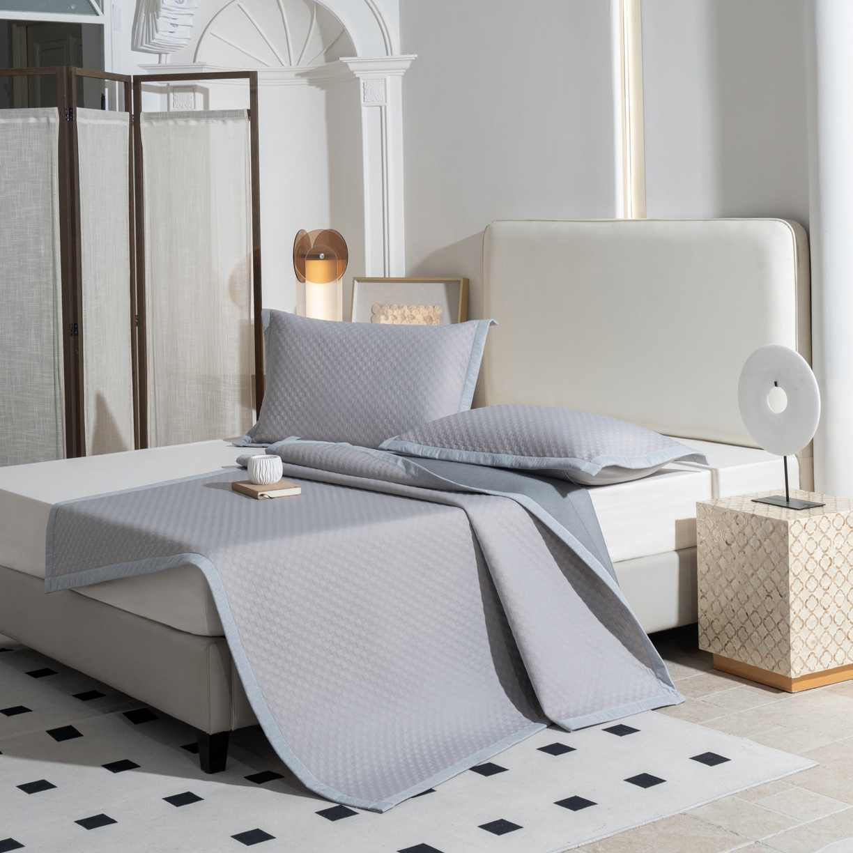 91家纺网 家纺一手货源 找家纺 凌云家纺 2026新款宽边锦纶凉感冰丝席三件套冰格空气席单凉席 冰格空气席-浅灰