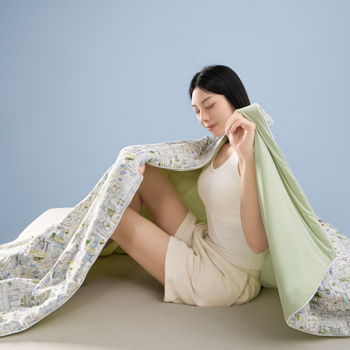 91家纺网 家纺一手货源 找家纺 金昱纺 2026春夏新款A类全棉双层纱棉花单夏被夏凉被空调被 浪漫小镇-绿