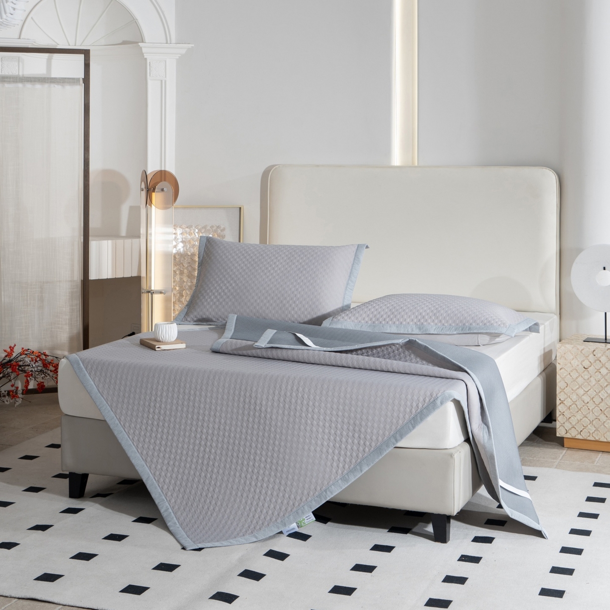 91家纺网 家纺一手货源 找家纺 凌云家纺 2026新款宽边锦纶凉感冰丝席三件套冰格空气席单凉席 冰格空气席-浅灰