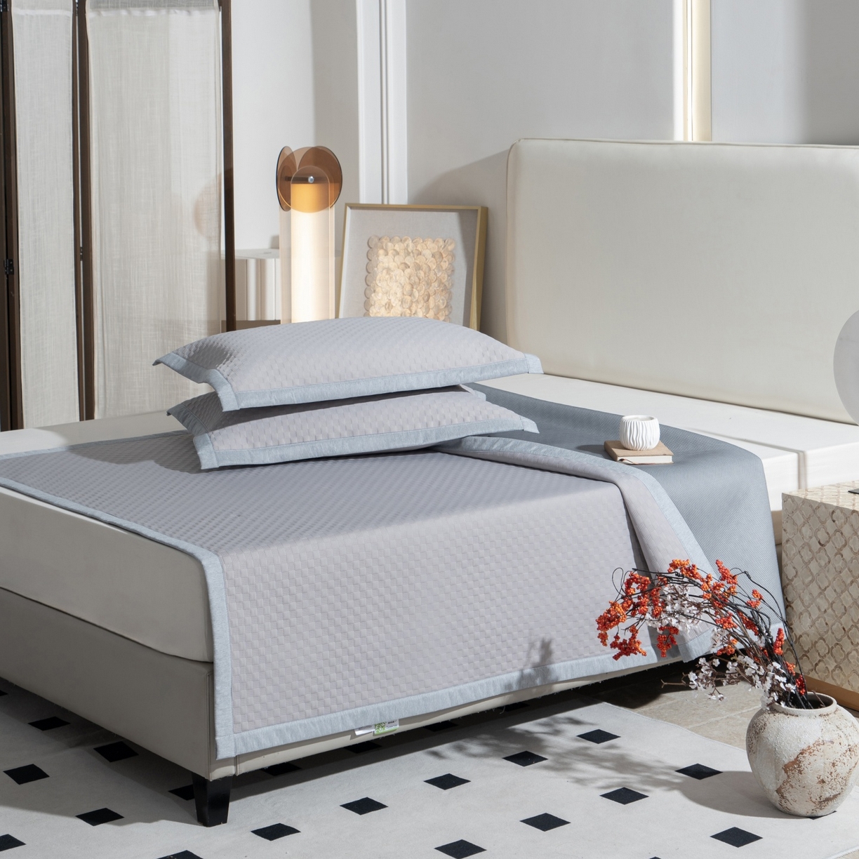 91家纺网 家纺一手货源 找家纺 凌云家纺 2026新款宽边锦纶凉感冰丝席三件套冰格空气席单凉席 冰格空气席-浅灰