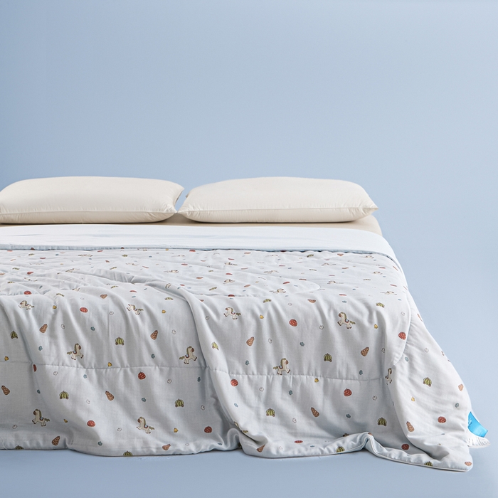 91家纺网 家纺一手货源 找家纺 金昱纺 2026春夏新款A类全棉双层纱棉花单夏被夏凉被空调被 南瓜马车-蓝