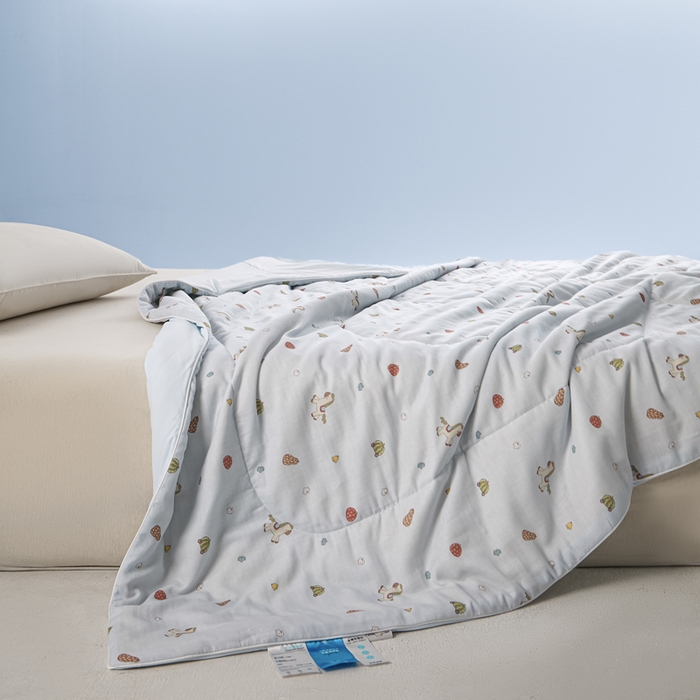 91家纺网 家纺一手货源 找家纺 金昱纺 2026春夏新款A类全棉双层纱棉花单夏被夏凉被空调被 南瓜马车-蓝