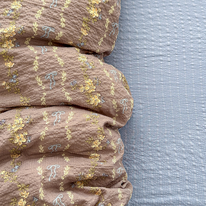 91家纺网 家纺一手货源 找家纺 竹合家纺 2026春夏新品高克重A类泡芙纱泡泡皱皱纱四件套海盐结美