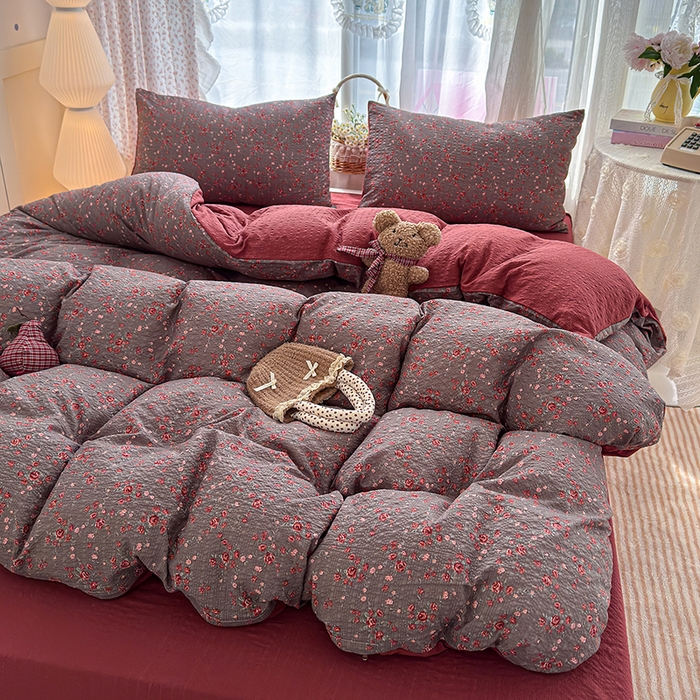 91家纺网 家纺一手货源 找家纺 竹合家纺 2026春夏新品高克重A类泡芙纱泡泡皱皱纱四件套花影里