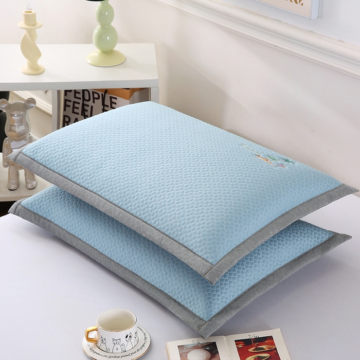 91家纺网 家纺一手货源 找家纺 小牛席业 2026新款海岛夏日冷感豆豆夏凉枕套 蓝色