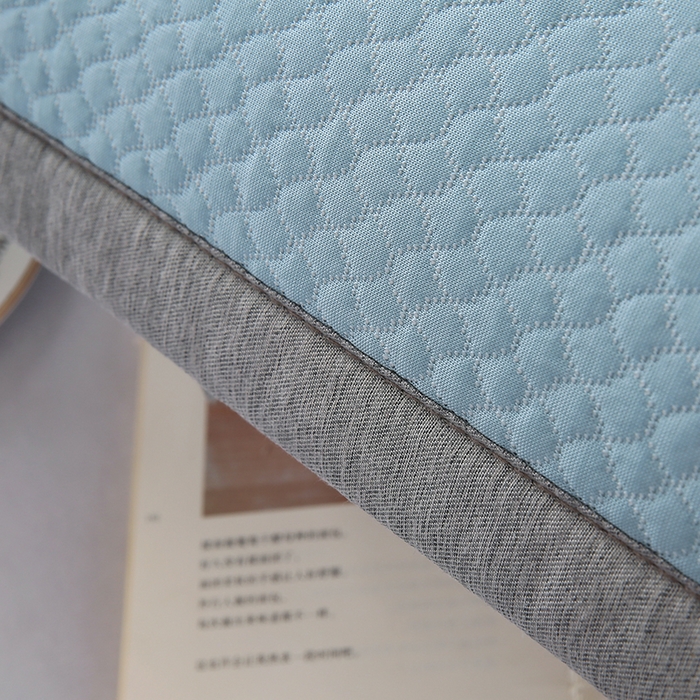 91家纺网 家纺一手货源 找家纺 小牛席业 2026新款海岛夏日冷感豆豆夏凉枕套 蓝色