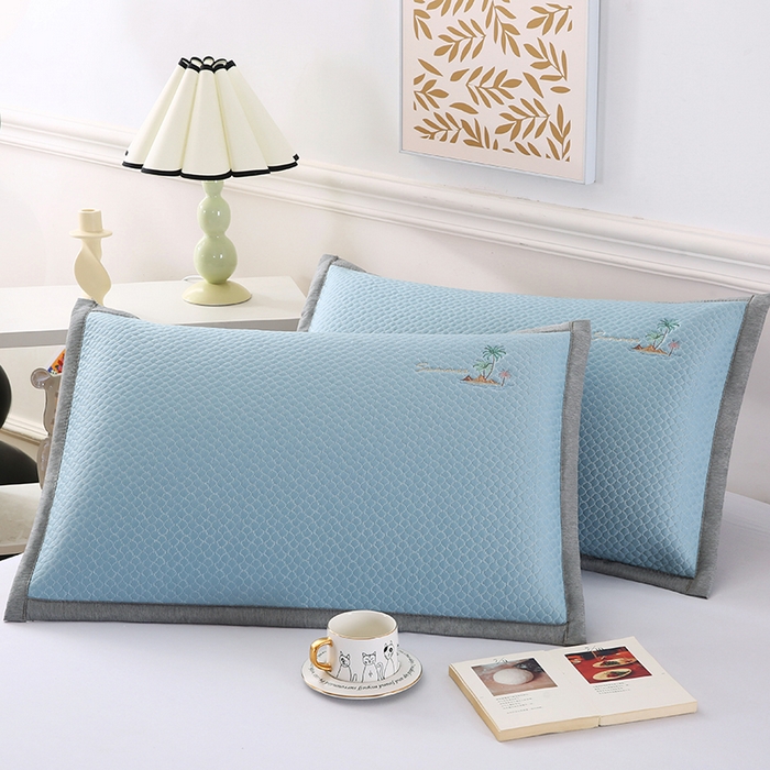 91家纺网 家纺一手货源 找家纺 小牛席业 2026新款海岛夏日冷感豆豆夏凉枕套 蓝色