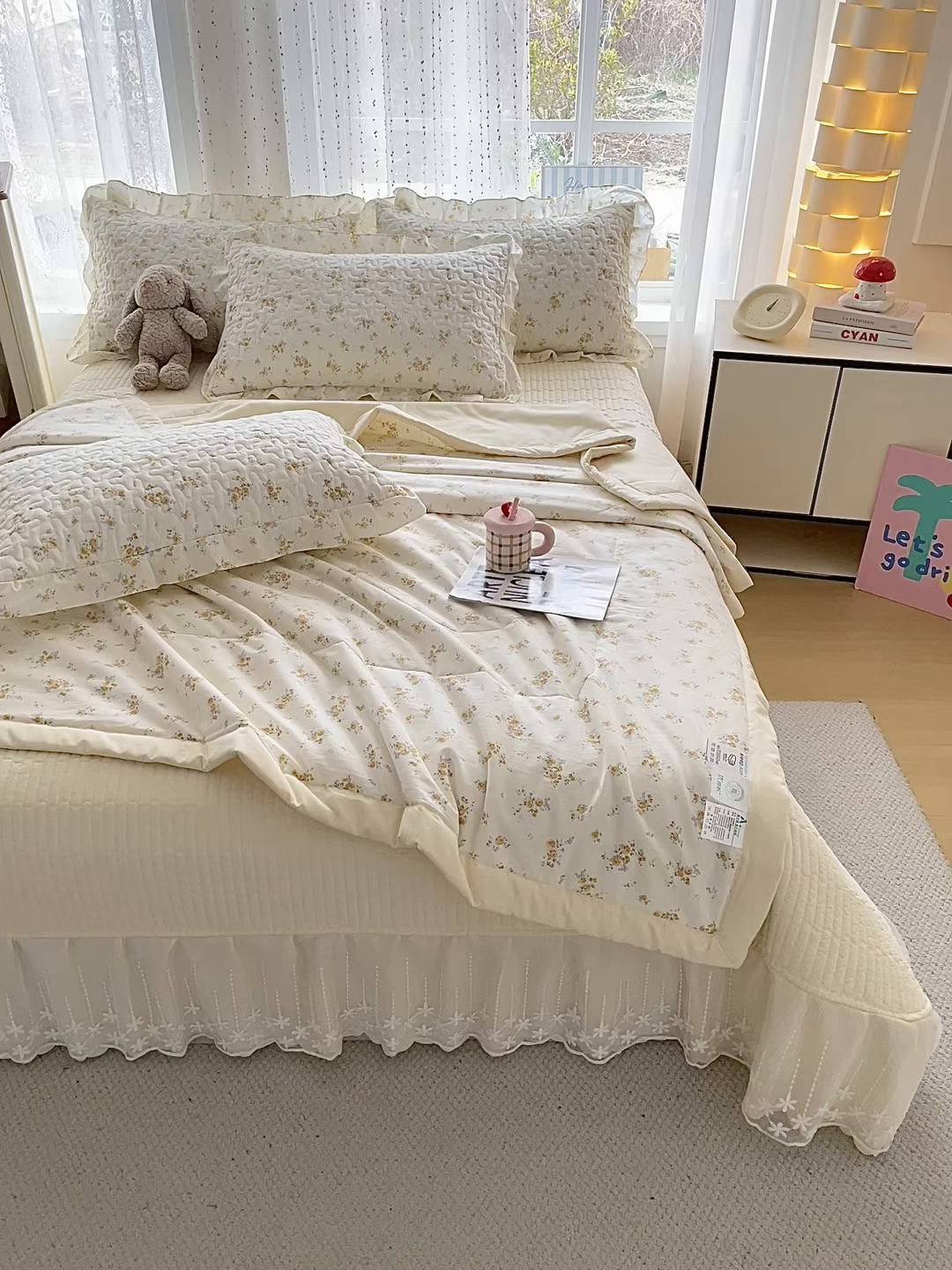 91家纺网 家纺一手货源 找家纺 艺慕家纺 2026新款直播热款古法仿棉AB版水洗棉印花双层蕾丝花边夏被床盖四件套 AB版-春日花语