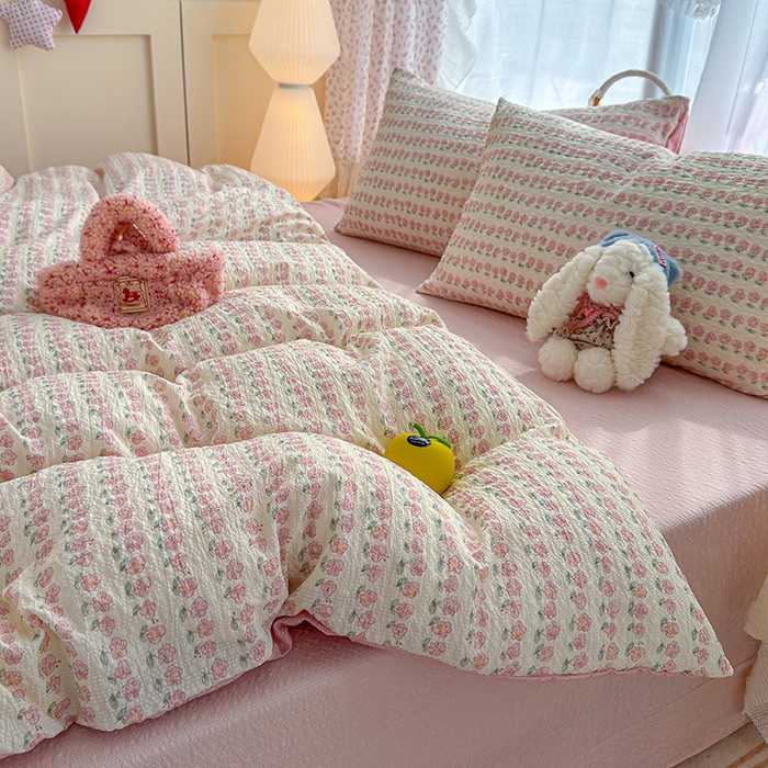 91家纺网 家纺一手货源 找家纺 竹合家纺 2026春夏新品高克重A类泡芙纱泡泡皱皱纱四件套春日小花