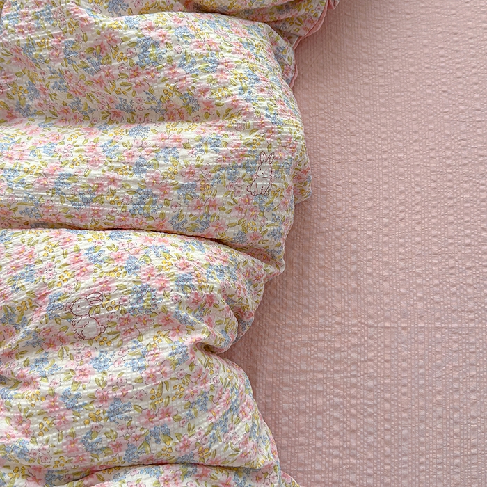 91家纺网 家纺一手货源 找家纺 竹合家纺 2026春夏新品高克重A类泡芙纱泡泡皱皱纱四件套花间兔