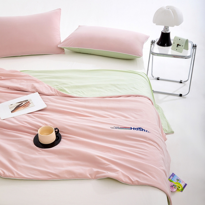 91家纺网 家纺一手货源 找家纺 VIP被业 2026新款0负担防蚊透气深睡被凉感丝网红直播小红书大豆冰丝夏凉被空调夏被 蜜桃粉