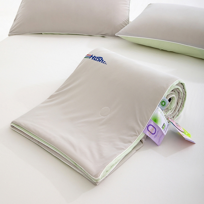 91家纺网 家纺一手货源 找家纺 VIP被业 2026新款0负担防蚊透气深睡被凉感丝网红直播小红书大豆冰丝夏凉被空调夏被 天云灰