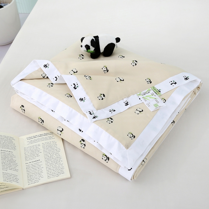 91家纺网 家纺一手货源 找家纺 薇玛仕 2026小熊猫系列-60支精梳长绒棉双拼角宽边双A类母婴级儿童蚕丝夏凉被空调被 小熊猫-金