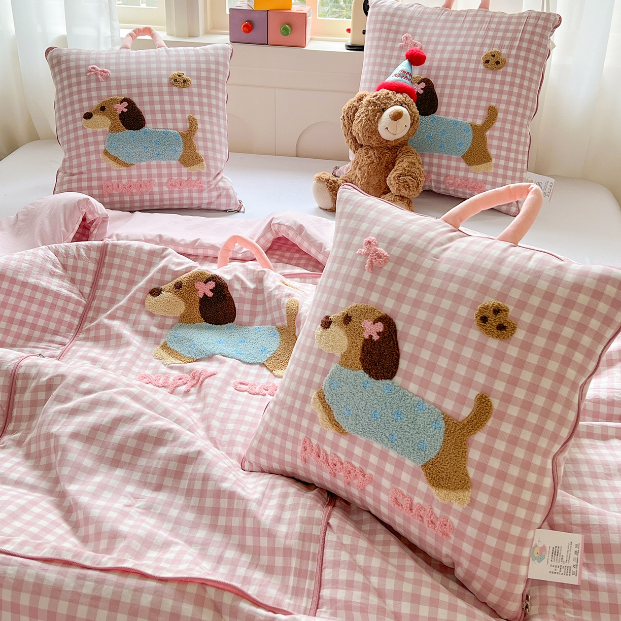 91家纺网 家纺一手货源 找家纺 （总）古本家居 2026新款四季款水洗腊肠狗抱枕被