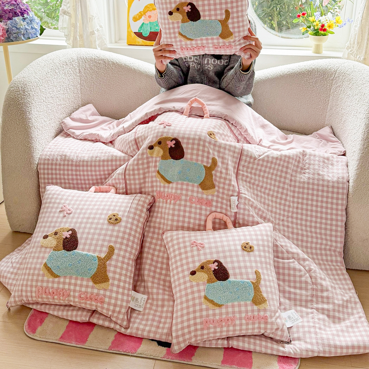 91家纺网 家纺一手货源 找家纺 （总）古本家居 2026新款四季款水洗腊肠狗抱枕被