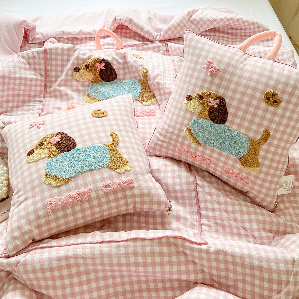 91家纺网 家纺一手货源 找家纺 （总）古本家居 2026新款四季款水洗腊肠狗抱枕被