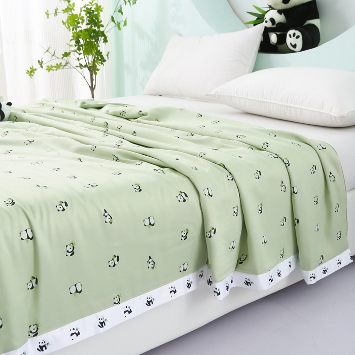 91家纺网 家纺一手货源 找家纺 薇玛仕 2026小熊猫系列-60支精梳长绒棉双拼角宽边双A类母婴级儿童蚕丝夏凉被空调被 小熊猫-绿