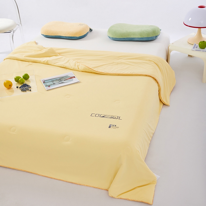 91家纺网 家纺一手货源 找家纺 VIP被业 2026新款云母凉感丝A类夏被夏凉被空调被 黄色