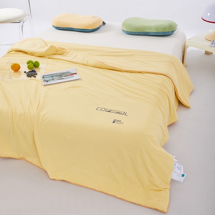 91家纺网 家纺一手货源 找家纺 VIP被业 2026新款云母凉感丝A类夏被夏凉被空调被 黄色